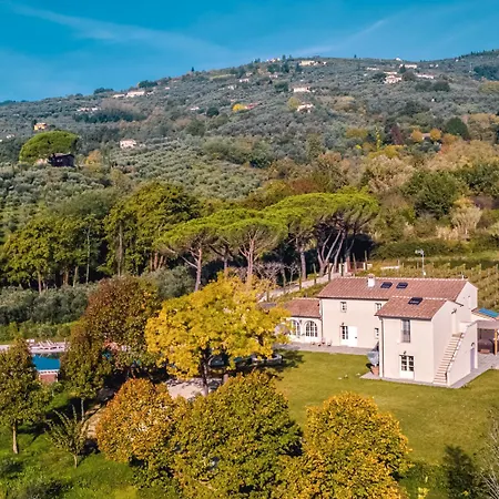 Villa Buggia Massa e Cozzile